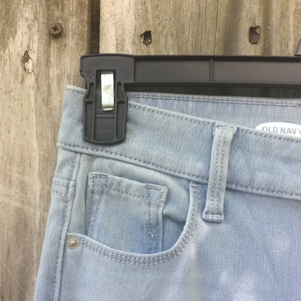 Light wash blue Old Navy pants - Picture 4 of 7